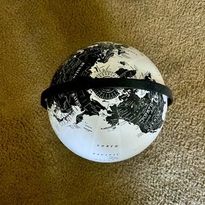 Black & White Globe